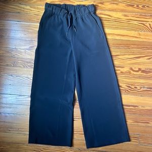 Lululemon On the Fly Woven Wide-Legged Pants